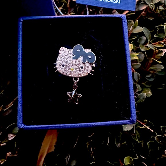 Vintage authentic Swarovski Hello Kitty ring - Picture 1 of 6